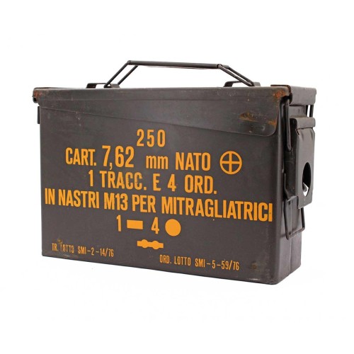 Caja de Munición Metálica Pequeña Calibre 30 Usada Verde