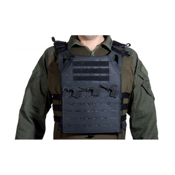 CHALECO PLATE CARRIER CORTE LASER NEGRO V18 + 2 PLACAS DE PROTECCION DUMMY