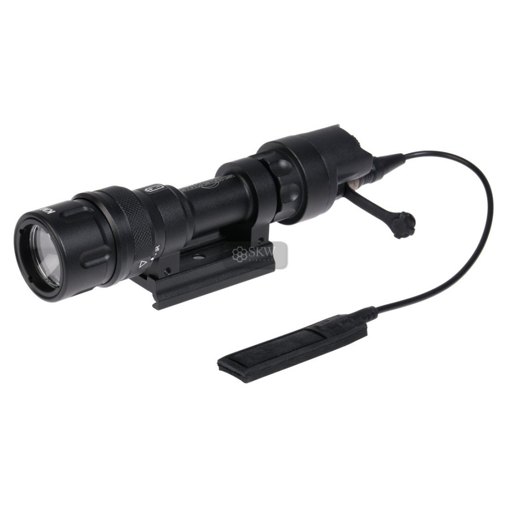 LINTERNA TÁCTICA M952V 380 LUMENS ELEMENT