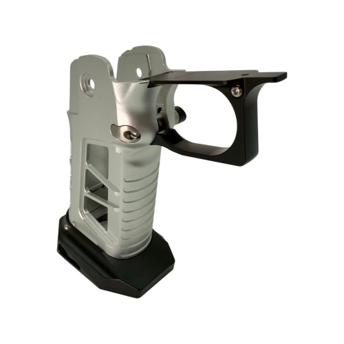 GRIP STRIKE TECH ESQUELETIZADO PLATA Y NEGRO PARA HI-CAPA