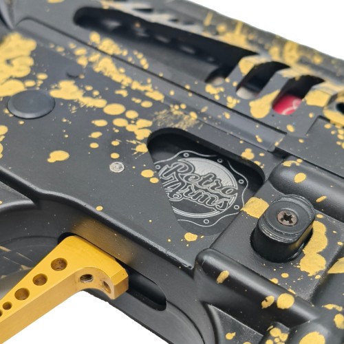 (SEGUNDA MANO) - FUSIL SPEEDSOFT WATC CUSTOM SEMI NUEVO - NEGRO & DORADO