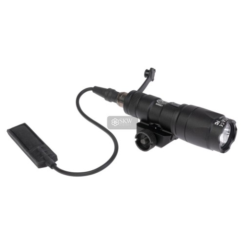 LINTERNA TÁCTICA M300 350 LUMENS ELEMENT