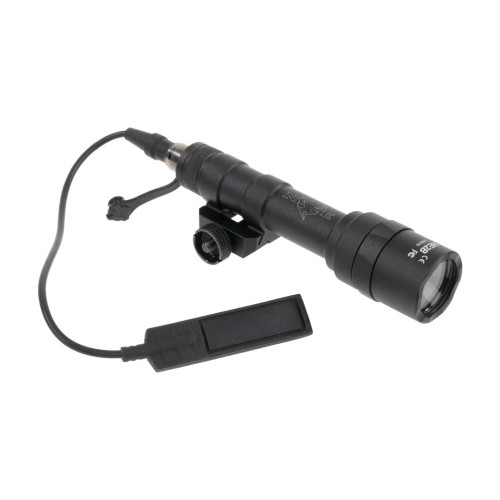 LINTERNA TÁCTICA M600U 500 LUMENS ELEMENT