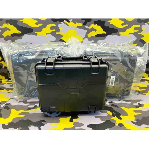 MALETIN R  GIDO FMA 28X24 5X10 8 ACOLCHADO NEGRO